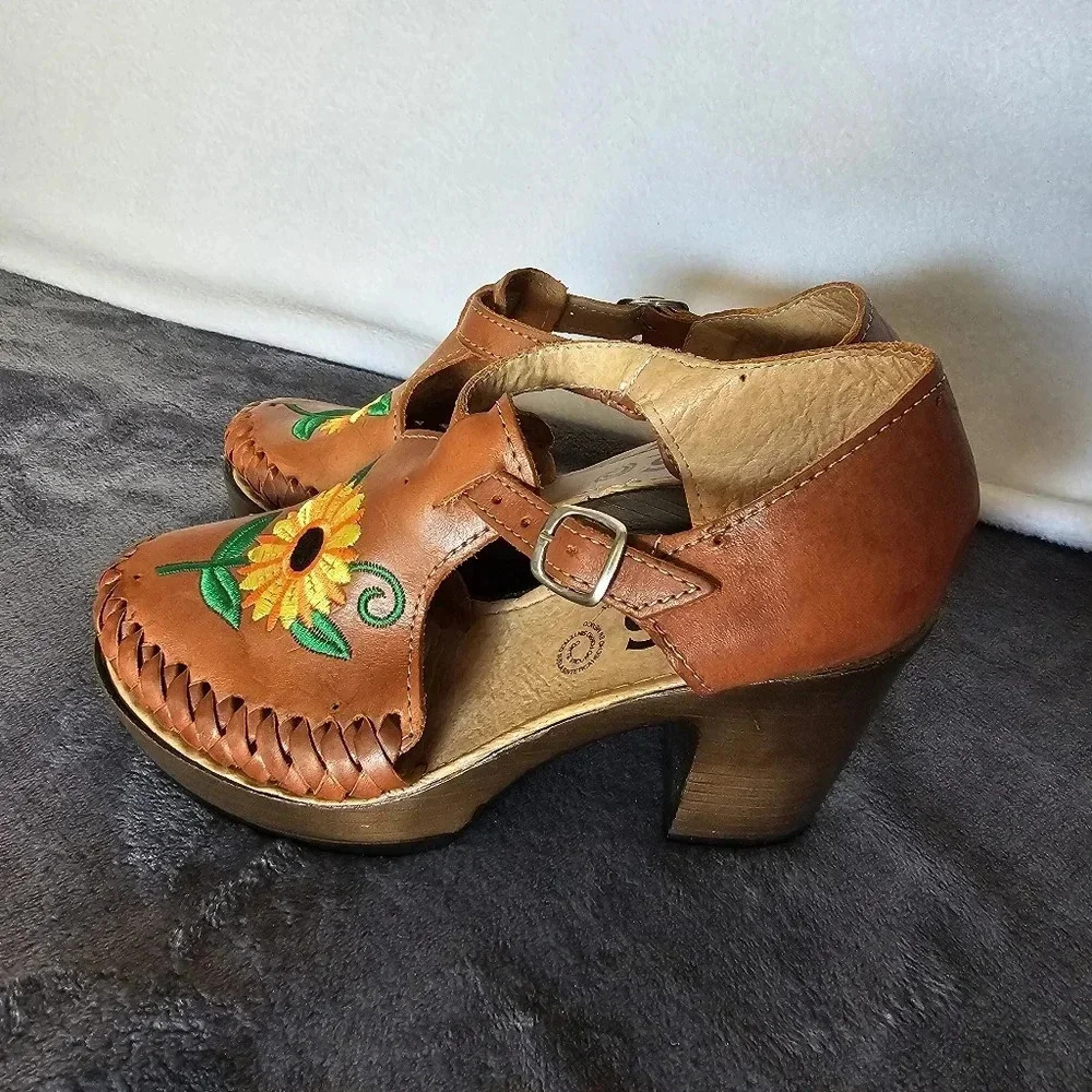 JVS SHOES‎